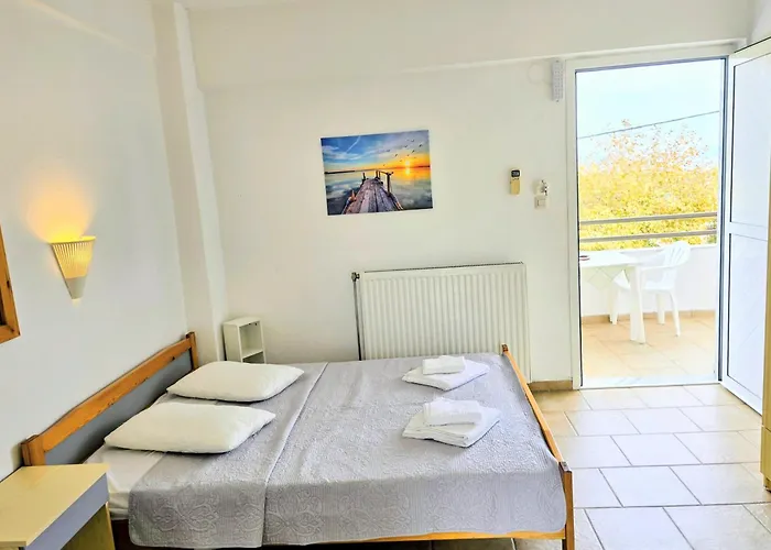 Philoxenia Aparthotel