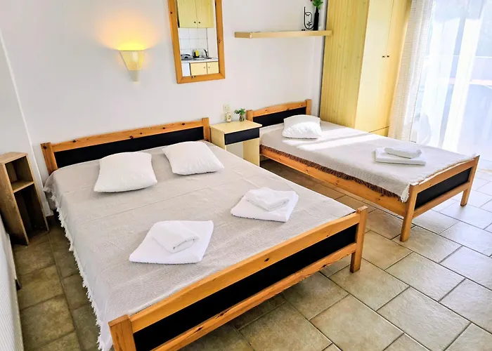 Philoxenia Aparthotel 3*