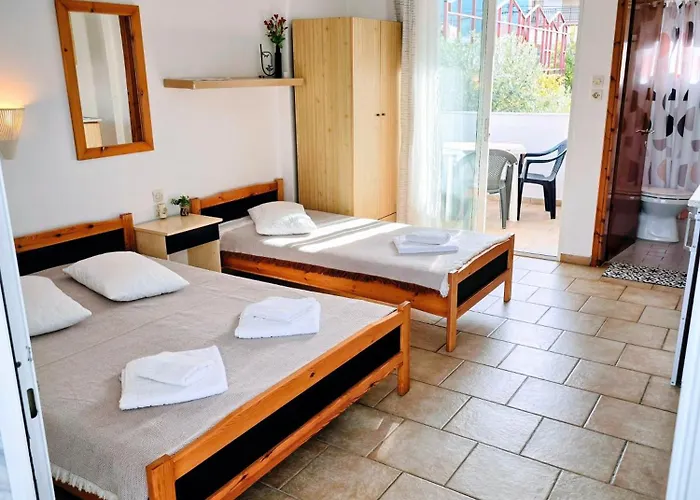 Philoxenia 3*