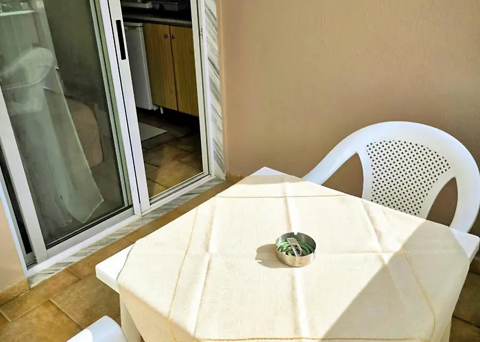 Aparthotel Philoxenia