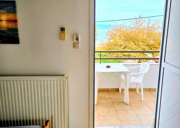 Philoxenia Aparthotel 3*