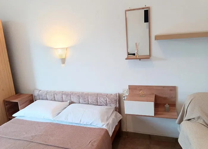 Aparthotel Philoxenia