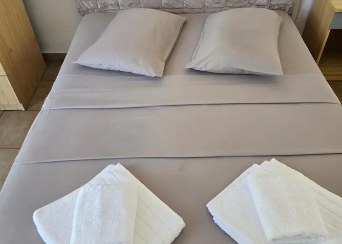 Aparthotel Philoxenia 3*