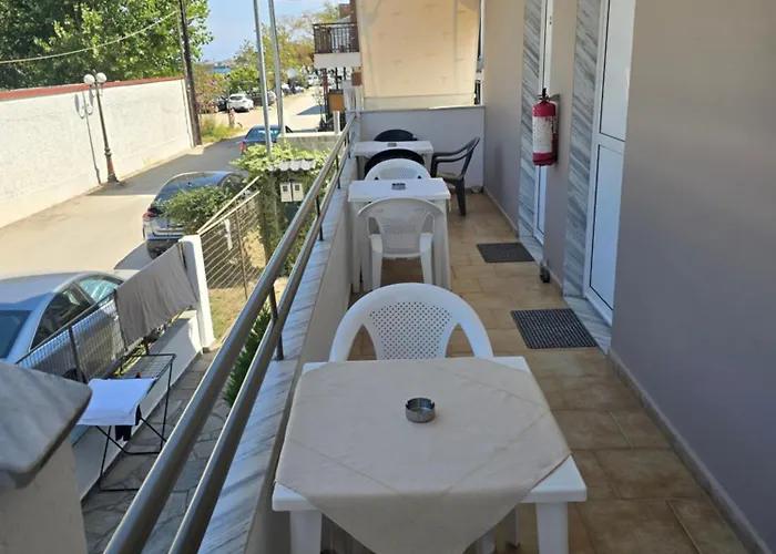 Philoxenia Aparthotel 3*