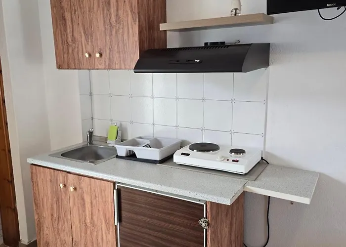 Aparthotel Philoxenia